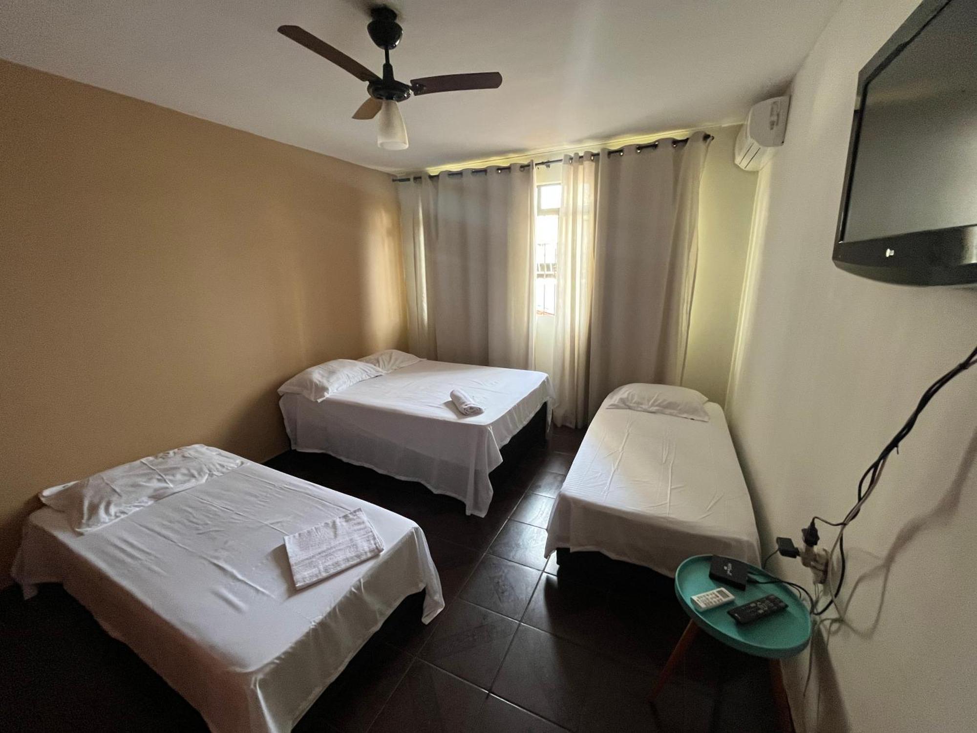 Casa Quintal Bueno! 5 Quartos Com Ar Split E Internet Ultra! Perto Do Melhor De Goiania! Marista Parques Areiao E Vaca Brava Hospital Premium Mater Dei Blue Fit Perdomo Goiania Shopping! Eksteriør billede