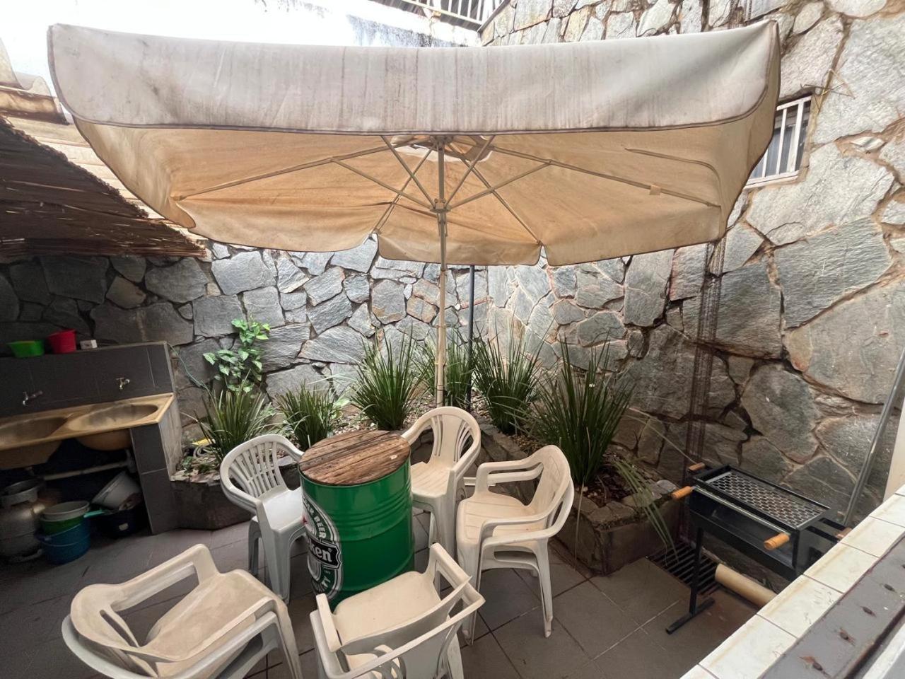Casa Quintal Bueno! 5 Quartos Com Ar Split E Internet Ultra! Perto Do Melhor De Goiania! Marista Parques Areiao E Vaca Brava Hospital Premium Mater Dei Blue Fit Perdomo Goiania Shopping! Eksteriør billede